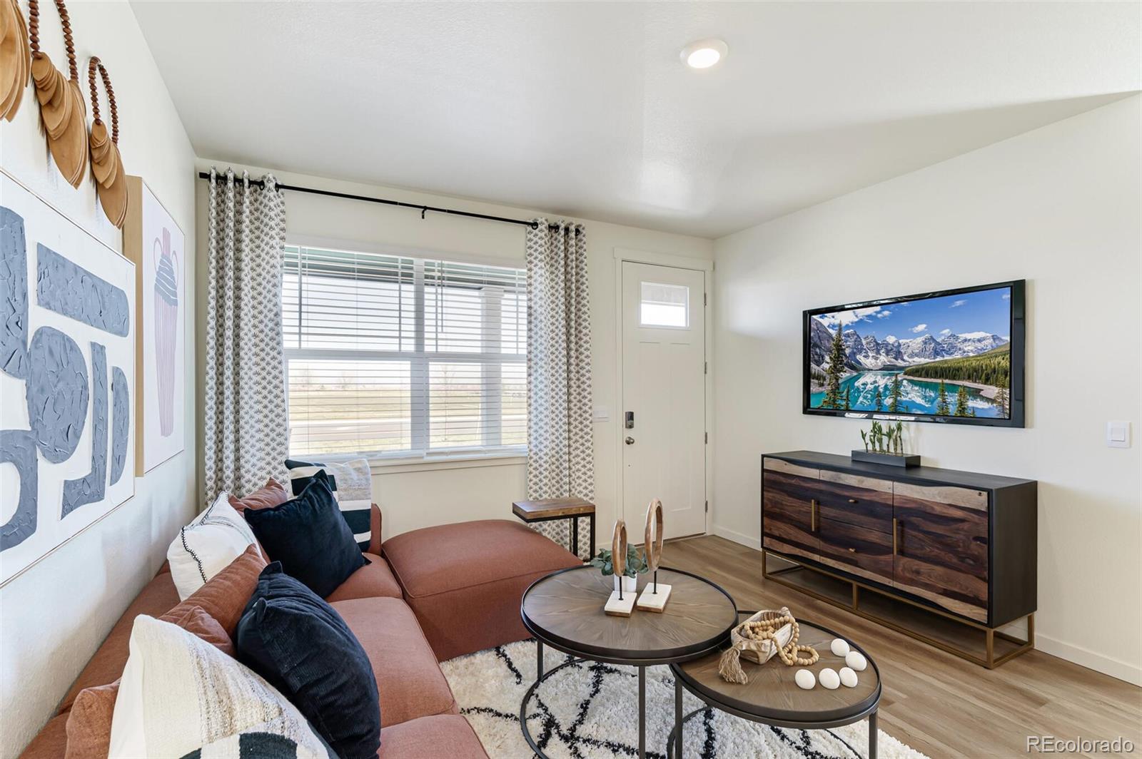 18714 E 99th Avenue, Commerce City, CO, 80022 3 18714 E 99th Avenue