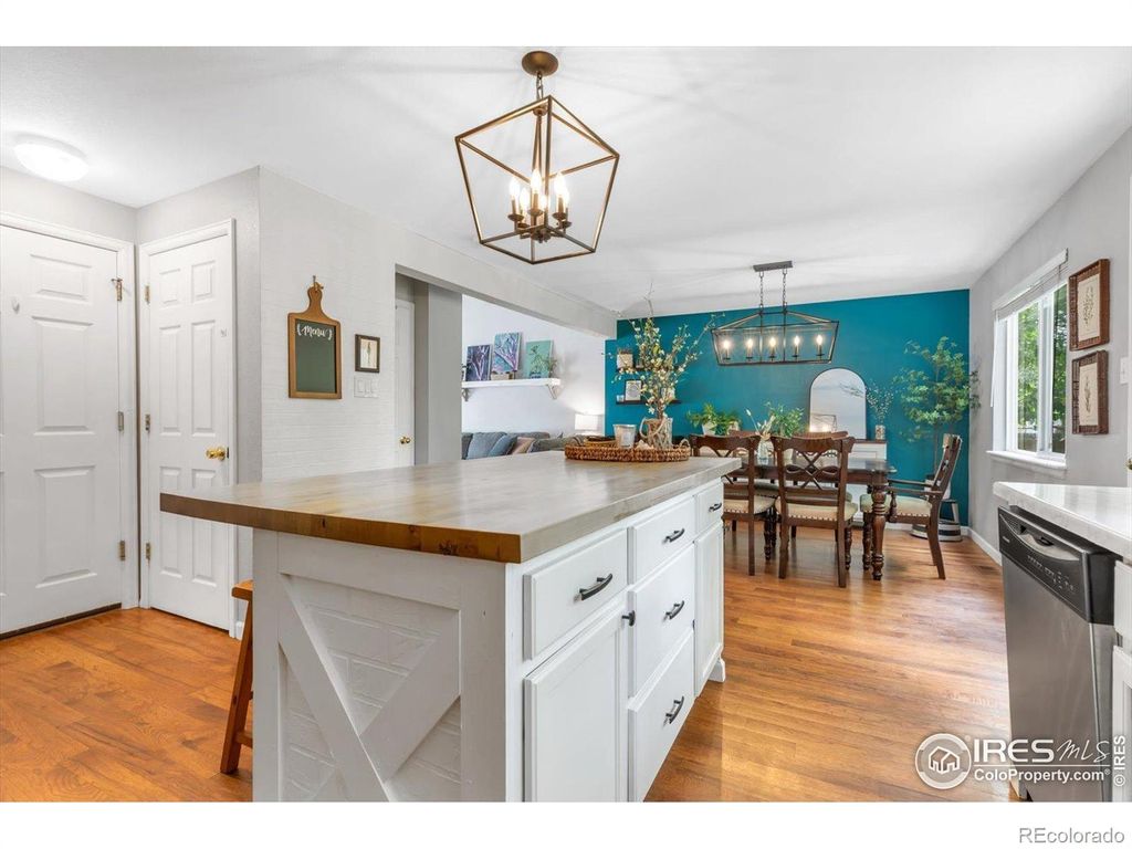 Photo of 5427 Fox Run Boulevard, Longmont, CO 80504 (MLS # IR1044793)