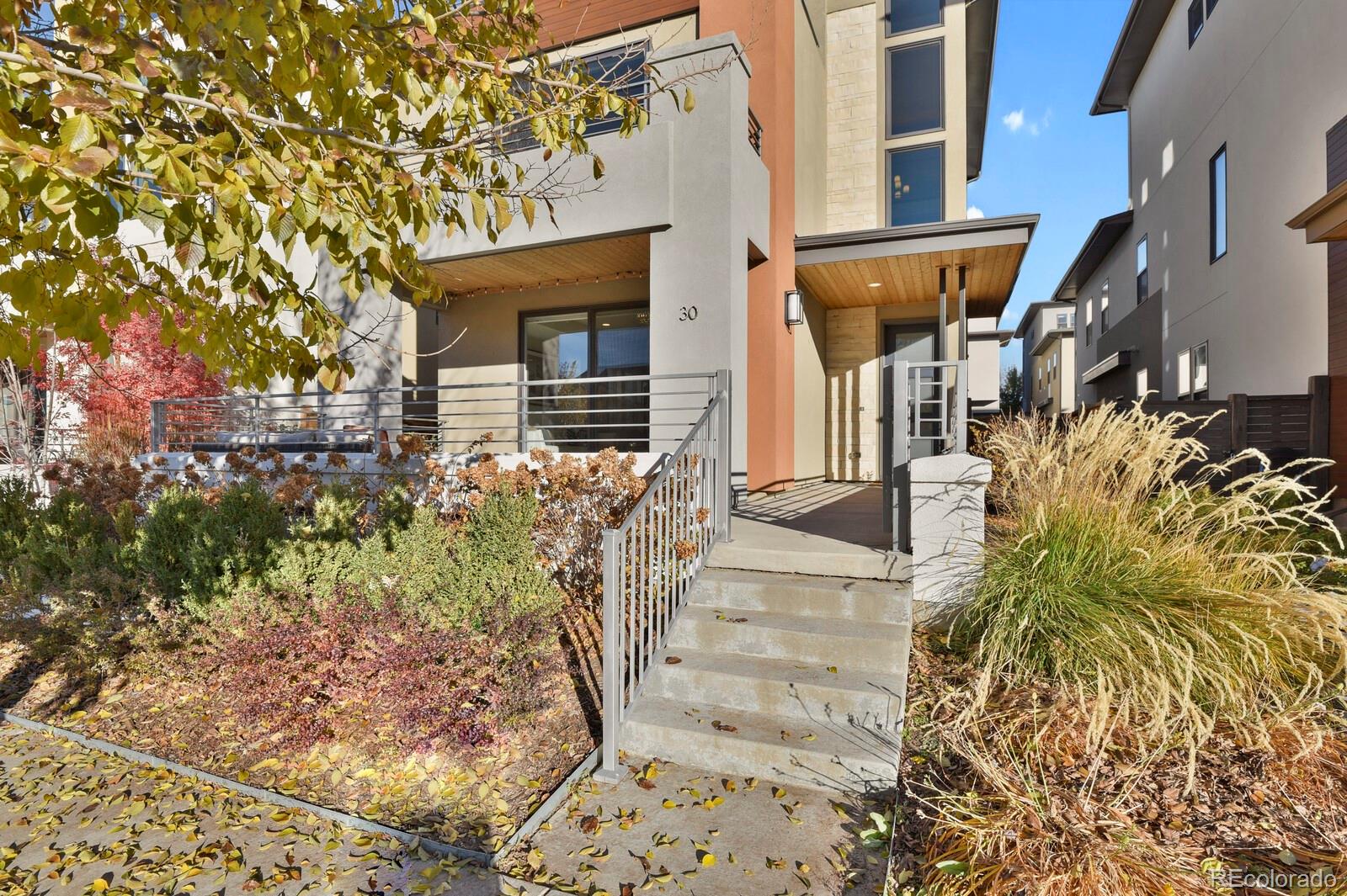 30 S Oneida Street