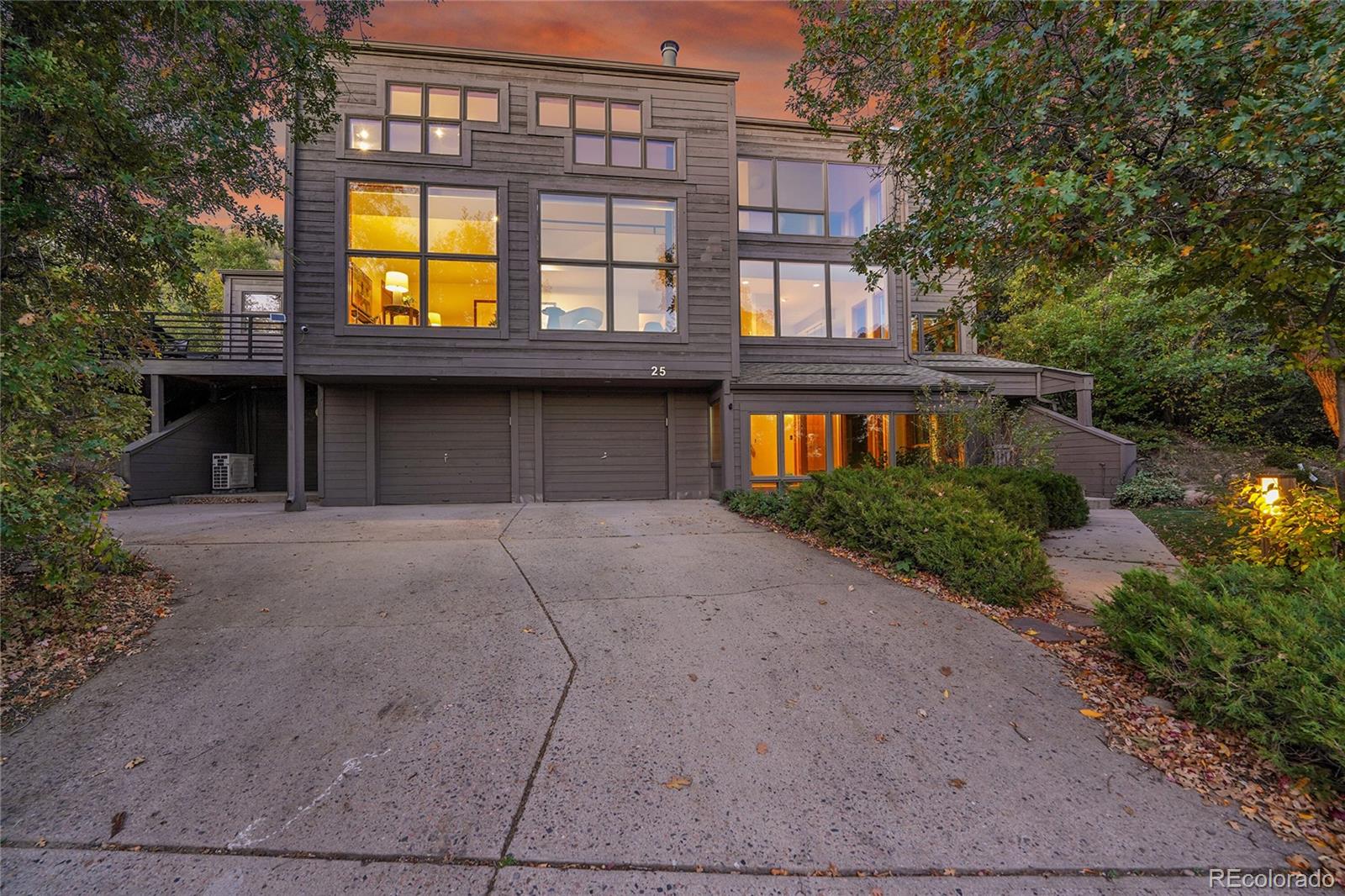 25 Oakridge Drive, Castle Rock, CO, 80104 25 Oakridge Drive