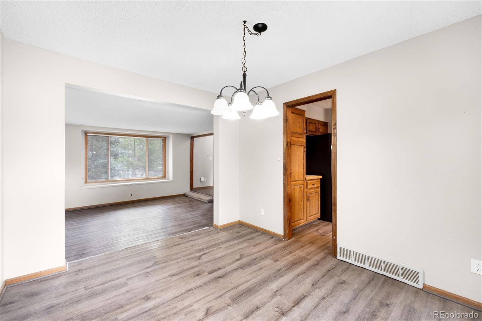 6591 N Windmont Avenue