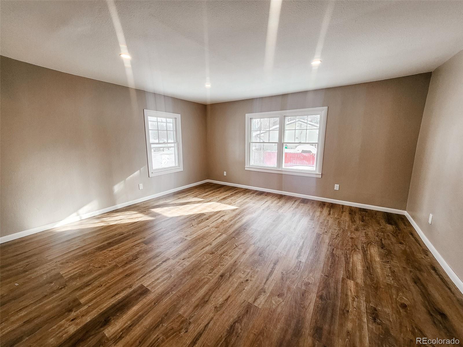 1608 Mount Lincoln Drive