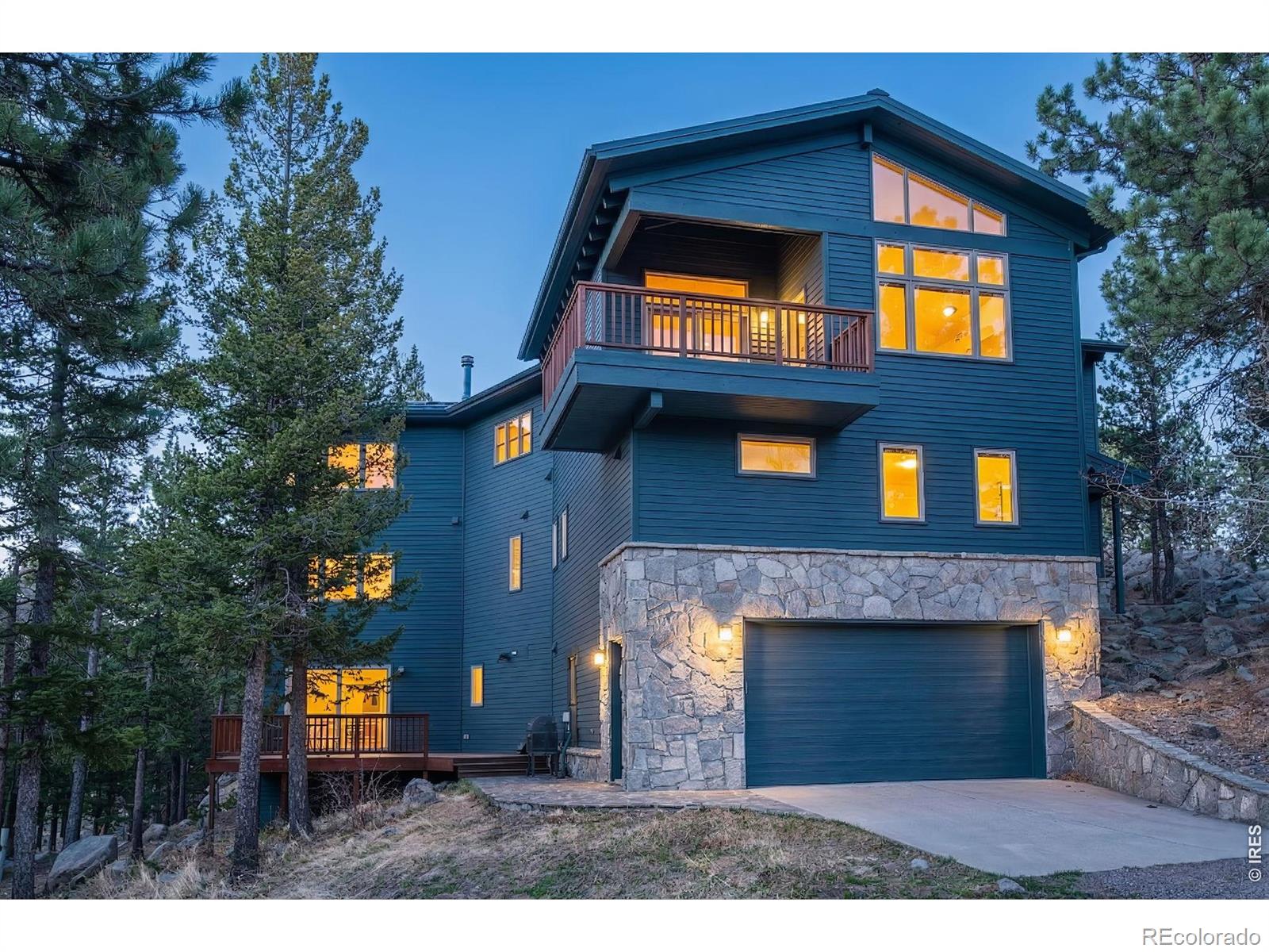 3725 Ridge Road