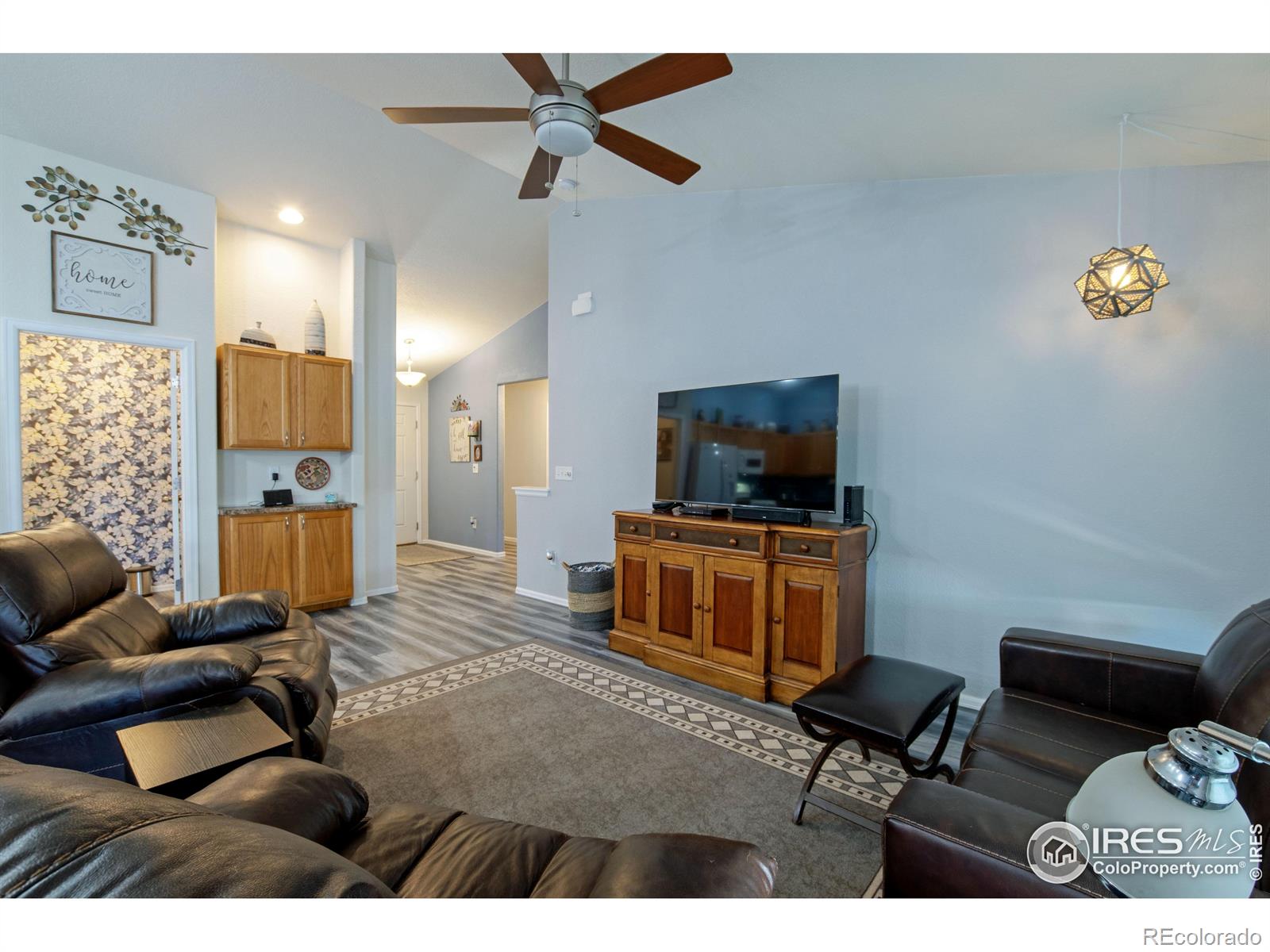 2641 Emerald Street