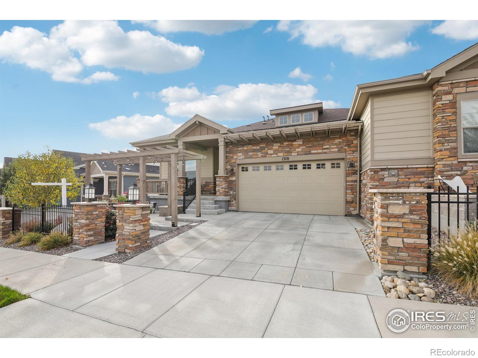 1370 Lanterns Lane