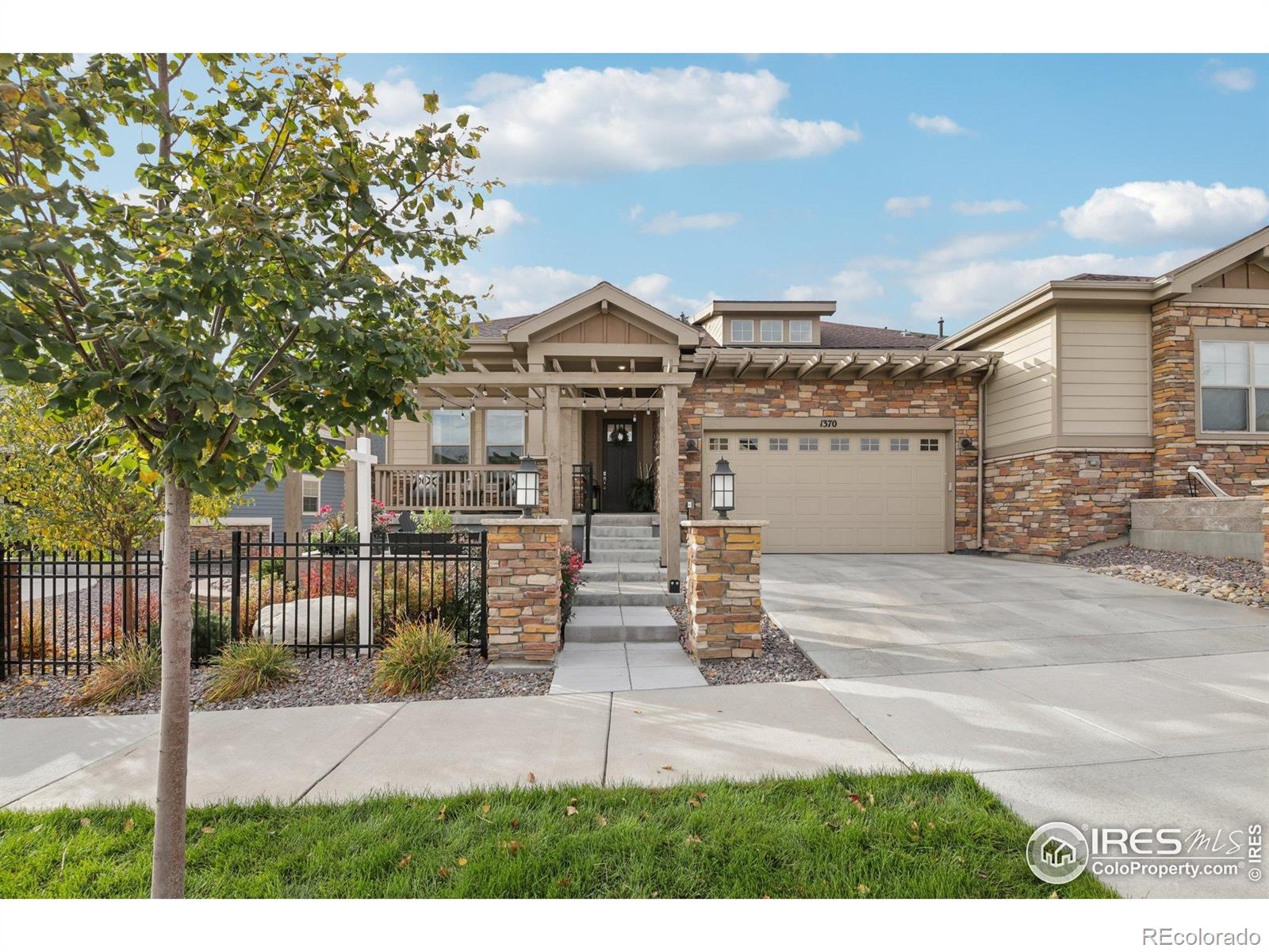 1370 Lanterns Lane