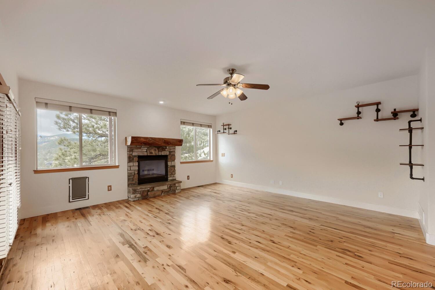 3192 Gold Yarrow Lane