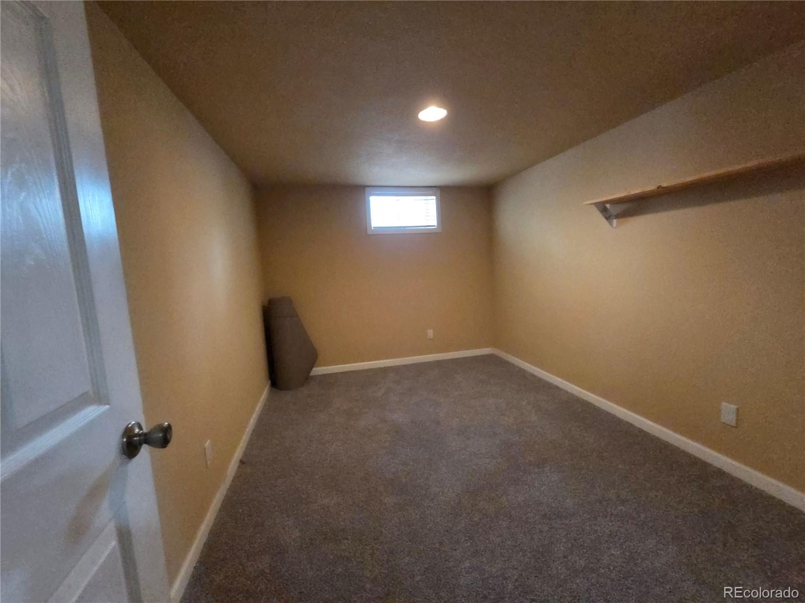 2561 W Dartmouth Avenue