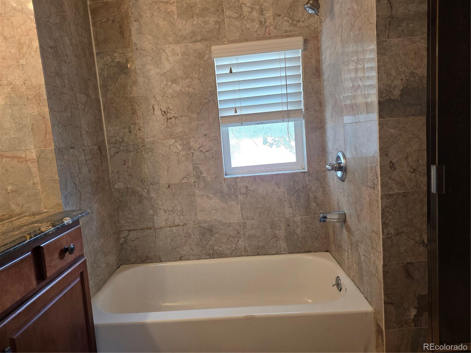 2561 W Dartmouth Avenue