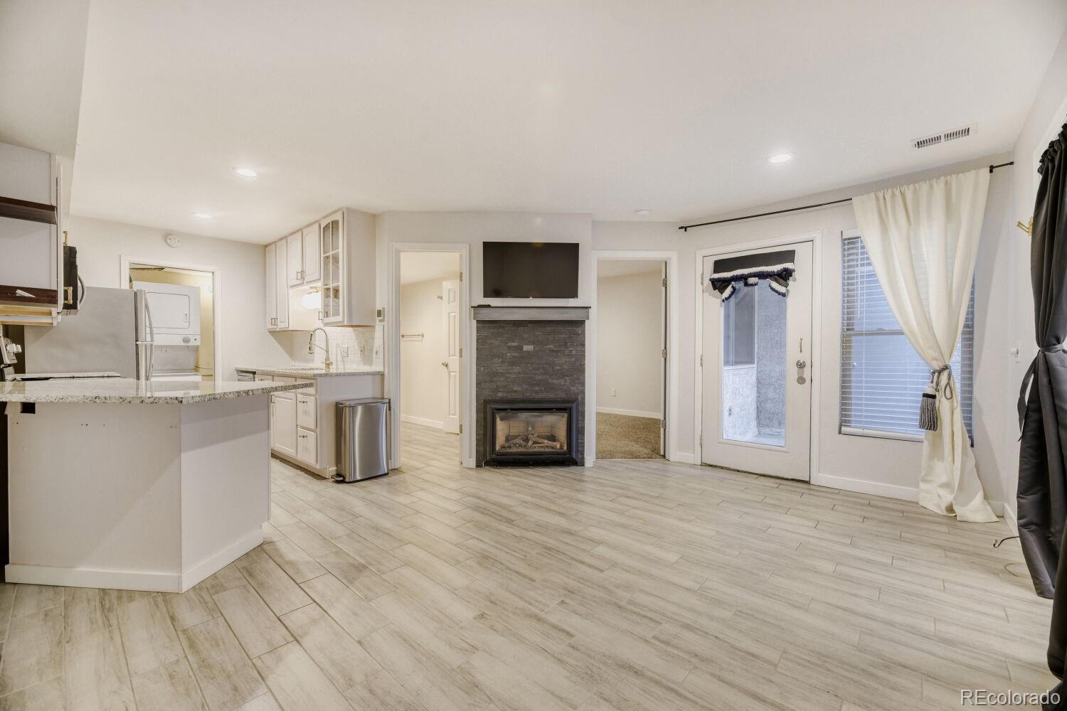 1825 Kendall Street 213