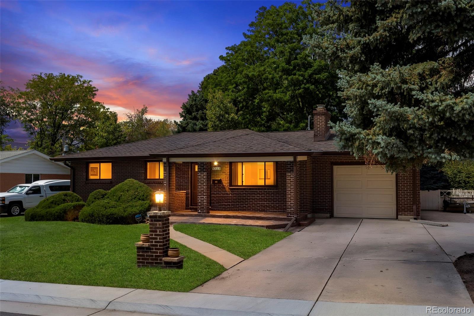 6565 Winona Court