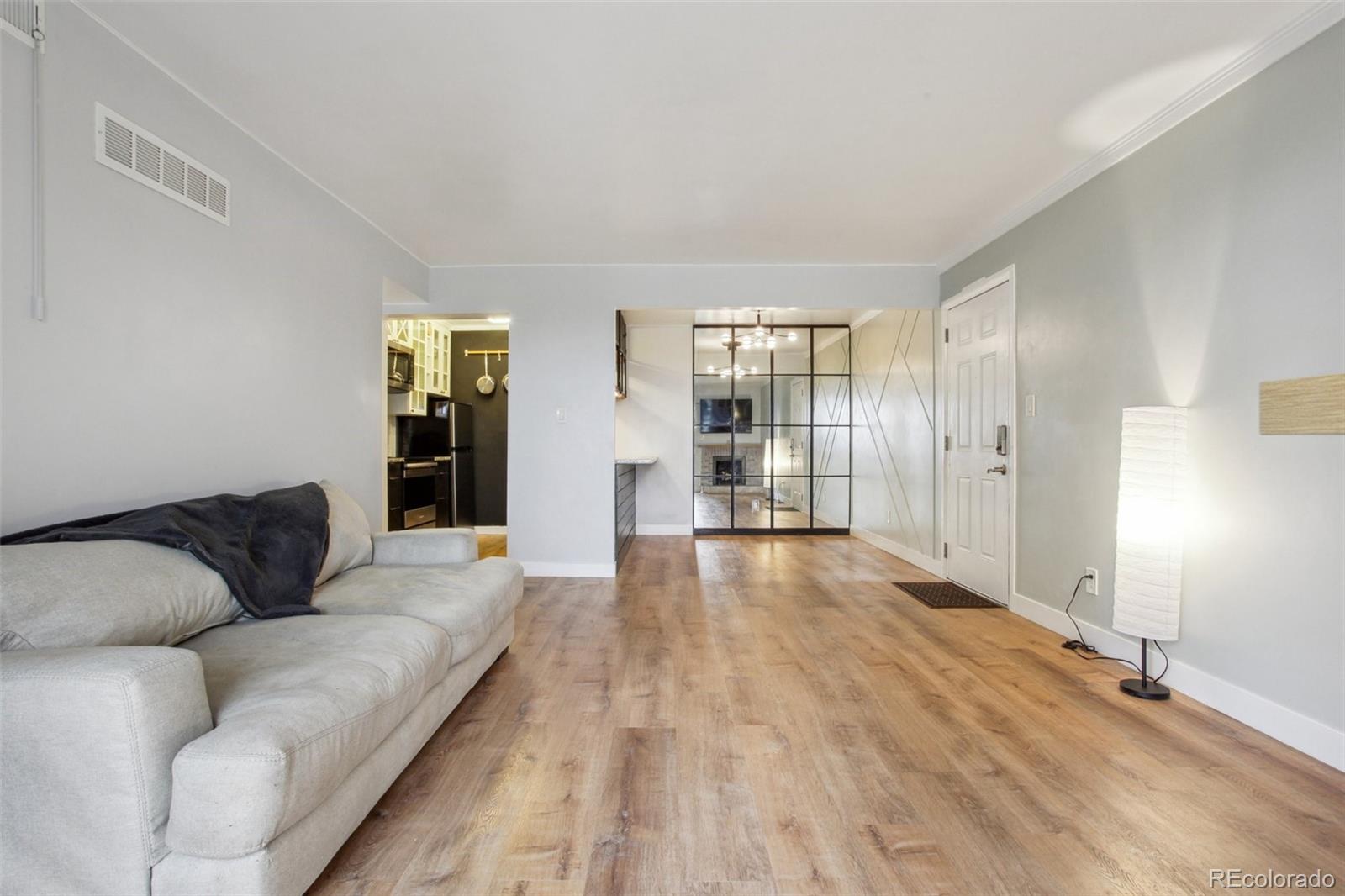579 Wright Street 204