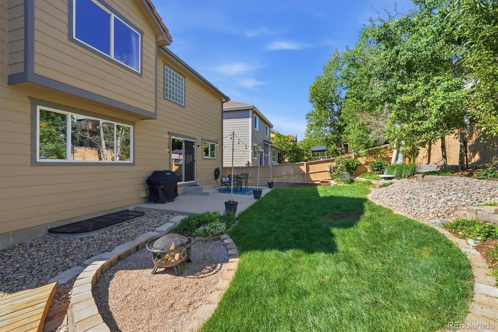 4579 Laurelglen Lane