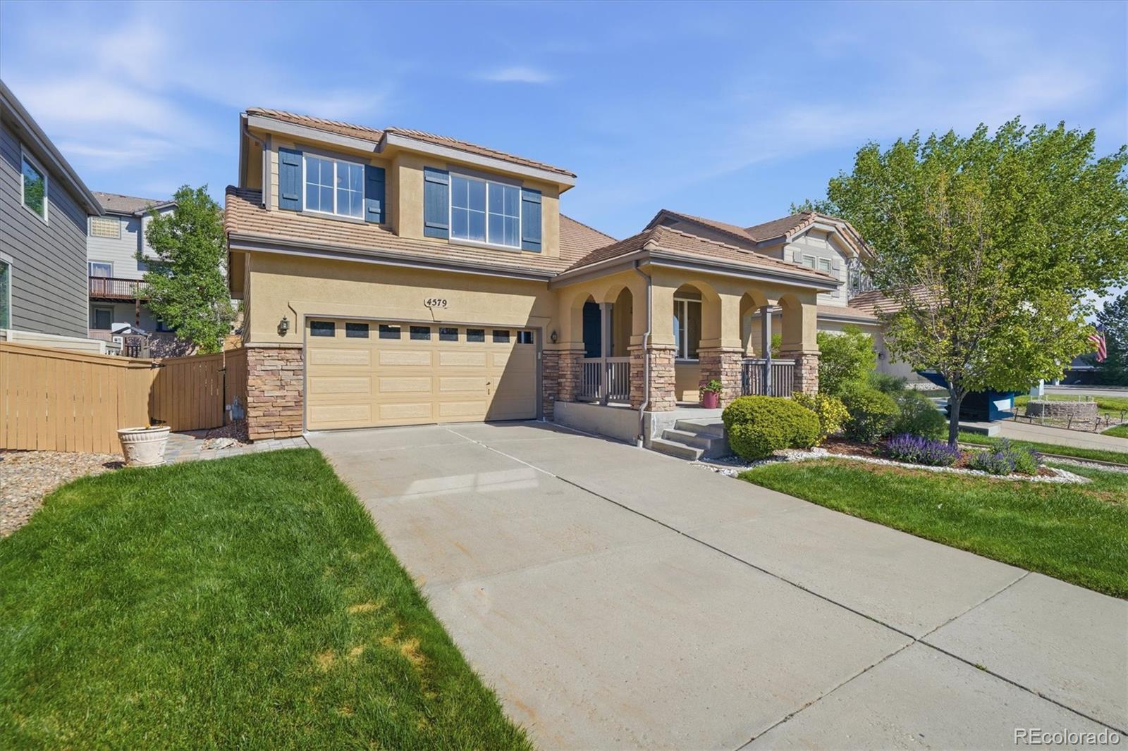 4579 Laurelglen Lane