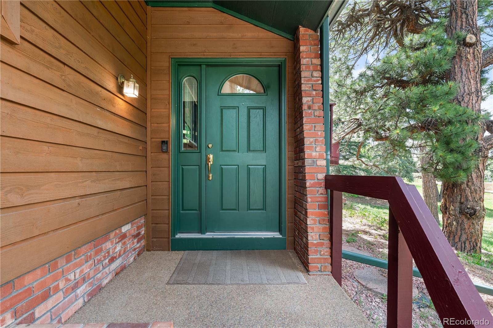 19325 Glen Hollow Circle