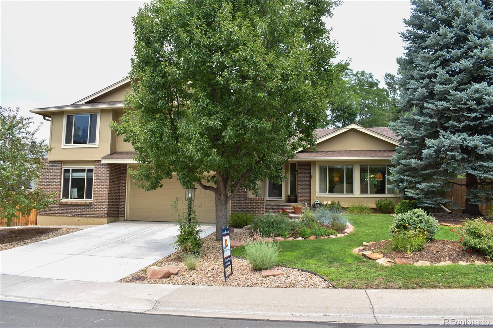 4785 W 101st Place