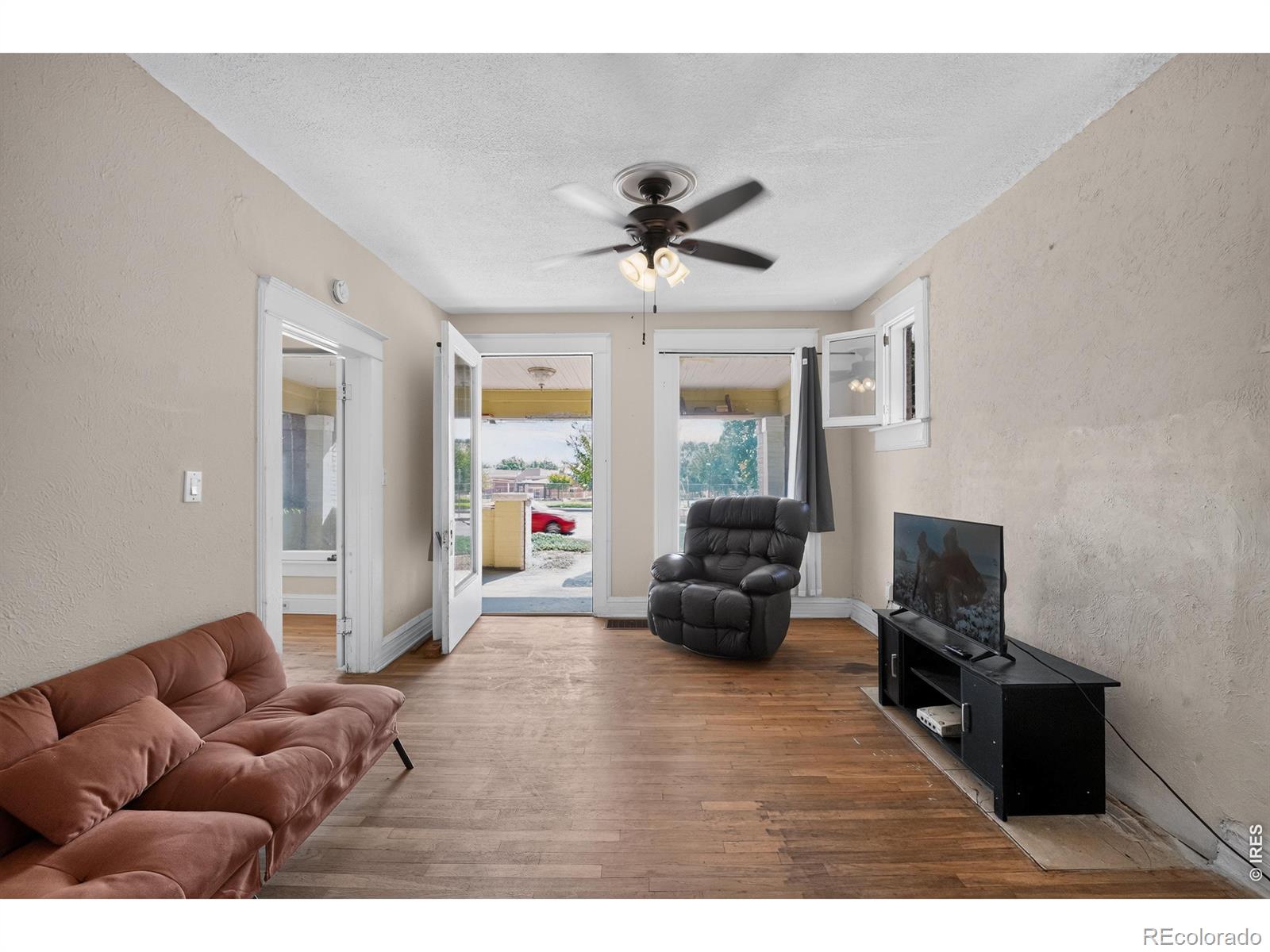 4015 Federal Boulevard