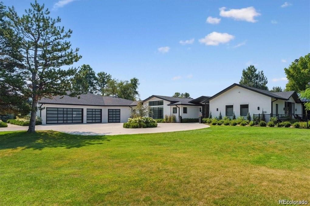 Photo of 4900 Lakeshore Drive, Littleton, CO 80123 (MLS # 5729777)