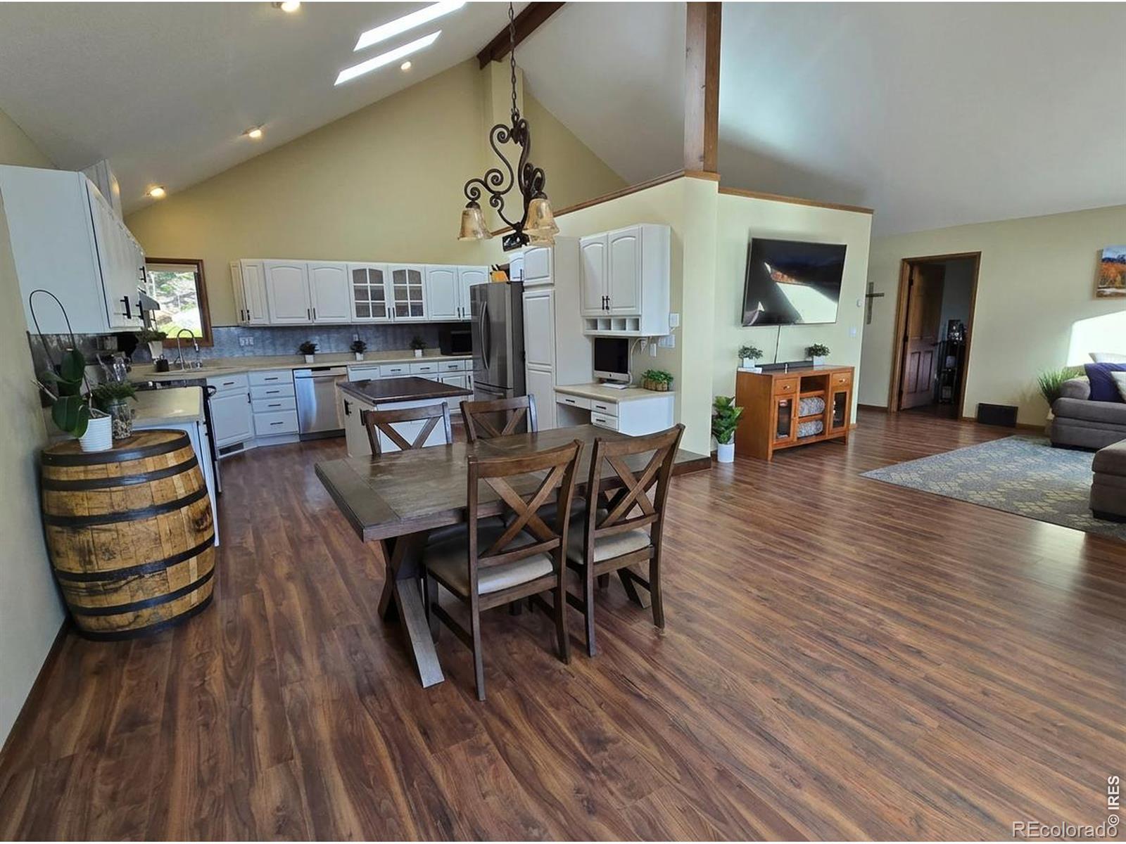 30382 Kings Valley E