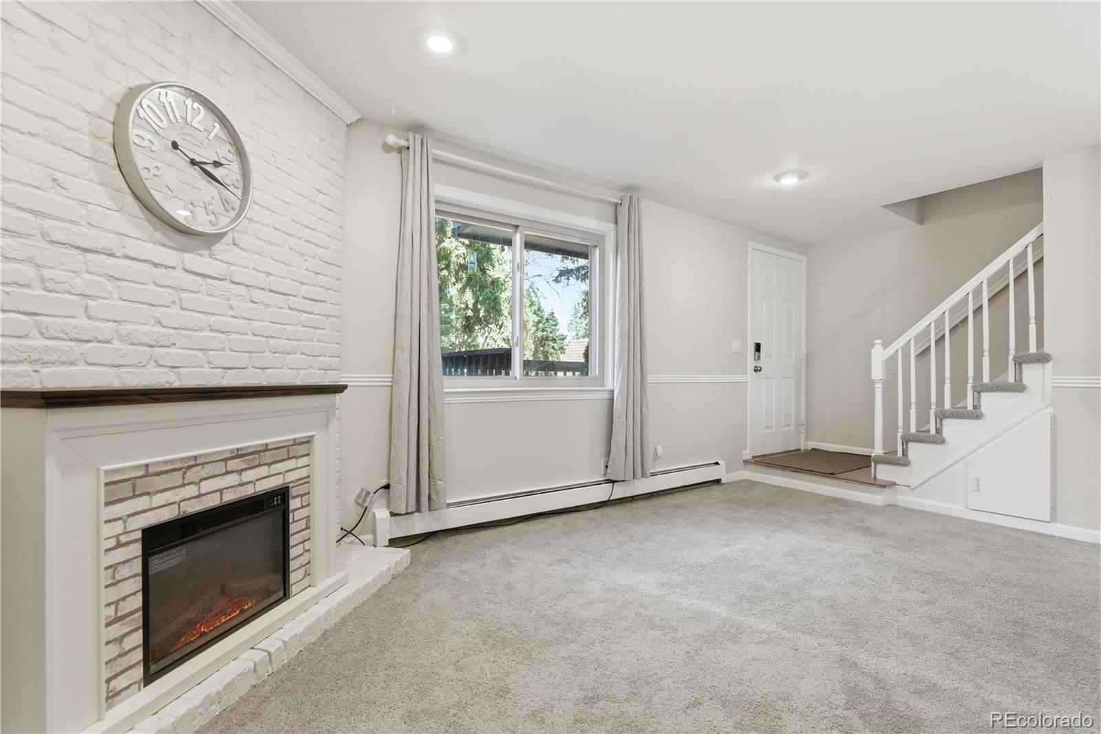 1390 Everett Court 209