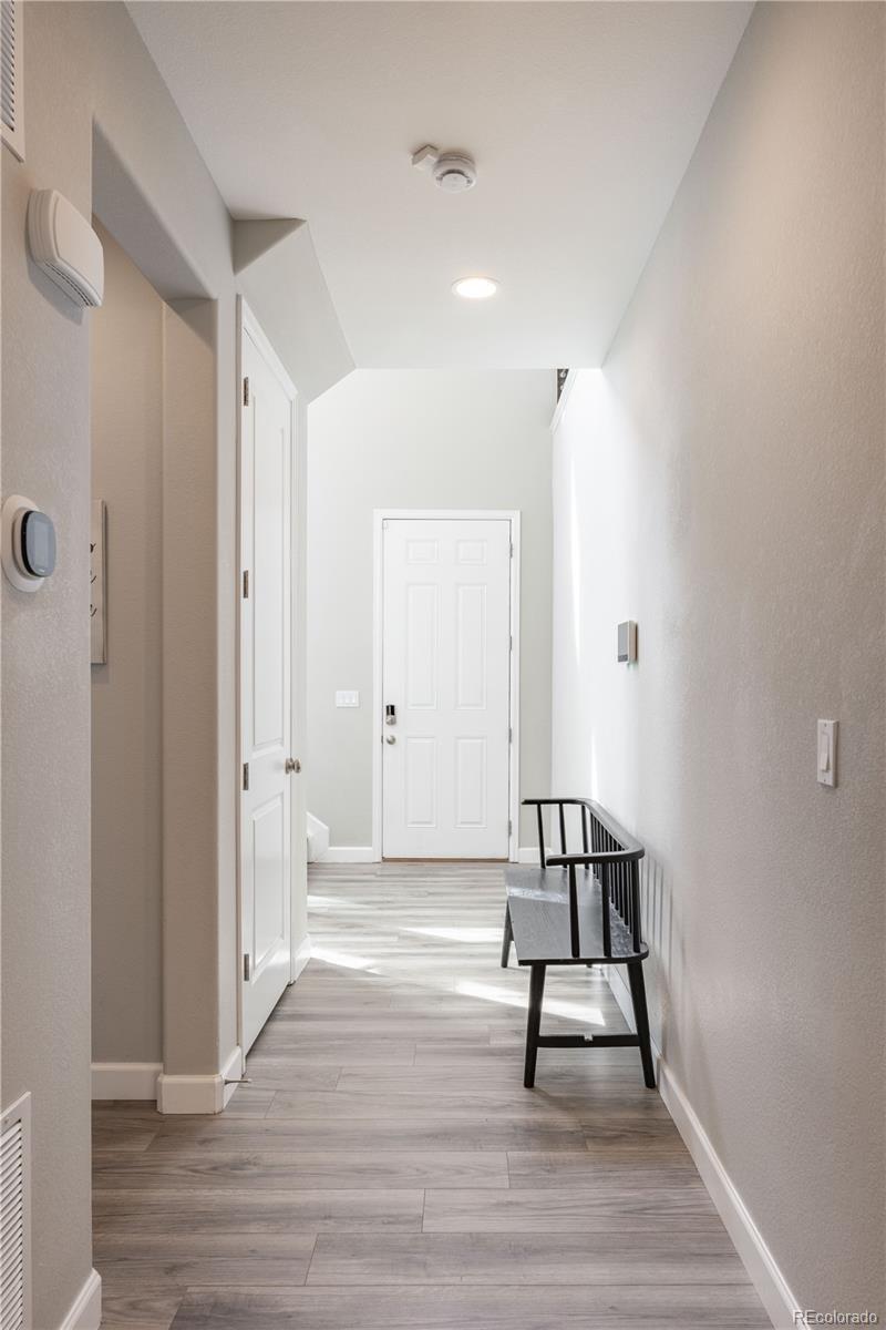 968 White Leaf Circle