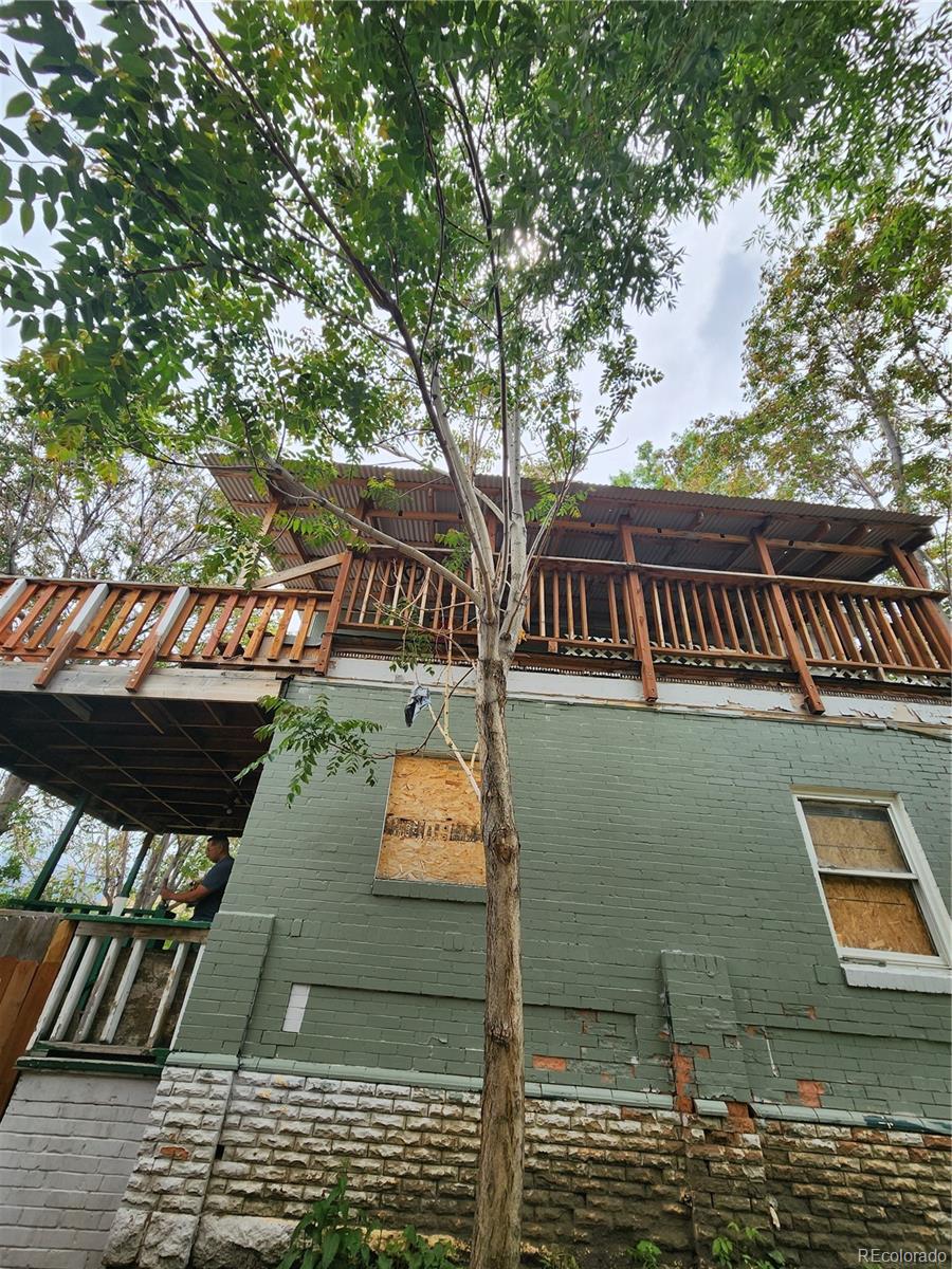 1632 York Street