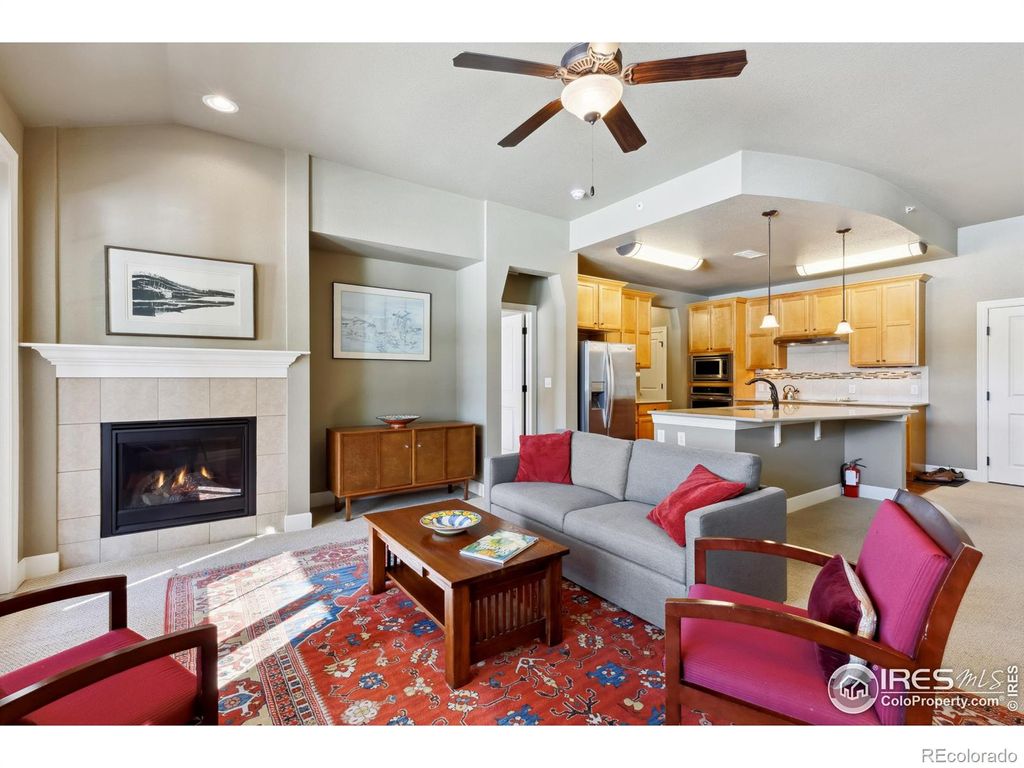 listing image 0