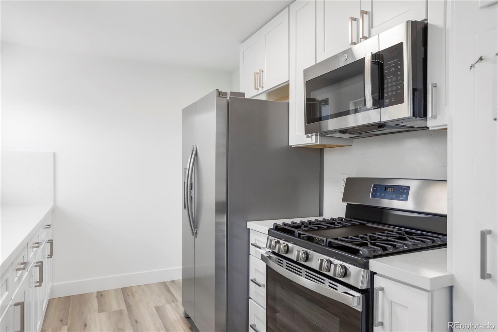 3421 W Dakota Avenue