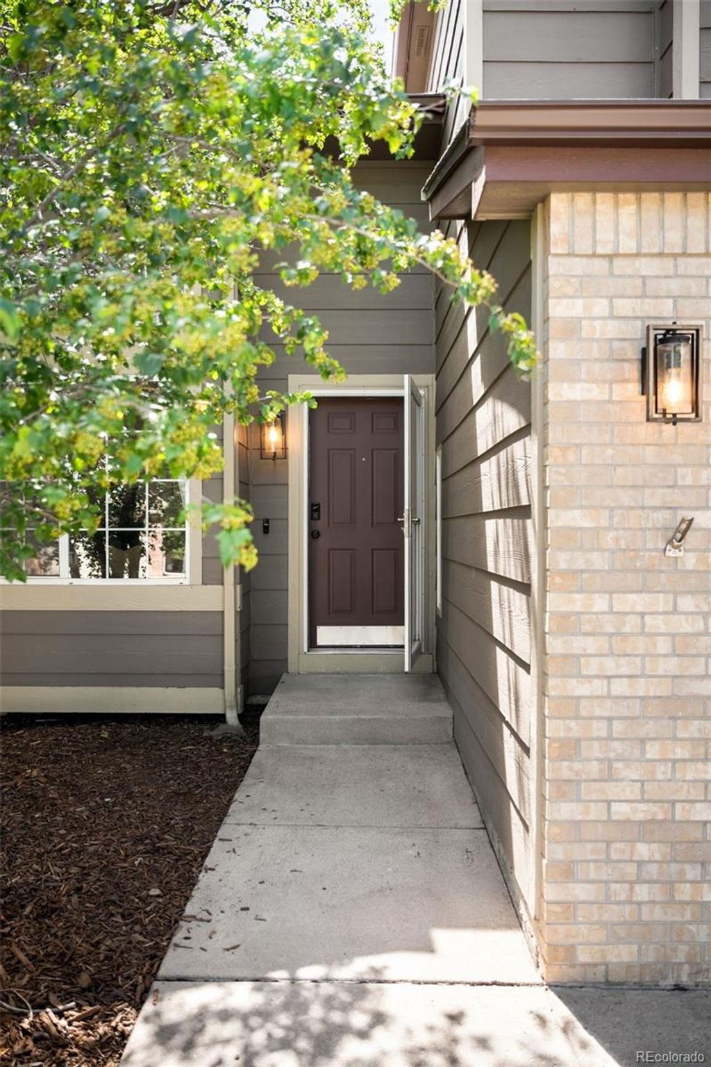 Photo of 10176 Woodrose Lane, Littleton, CO 80129 (MLS # 8930801)
