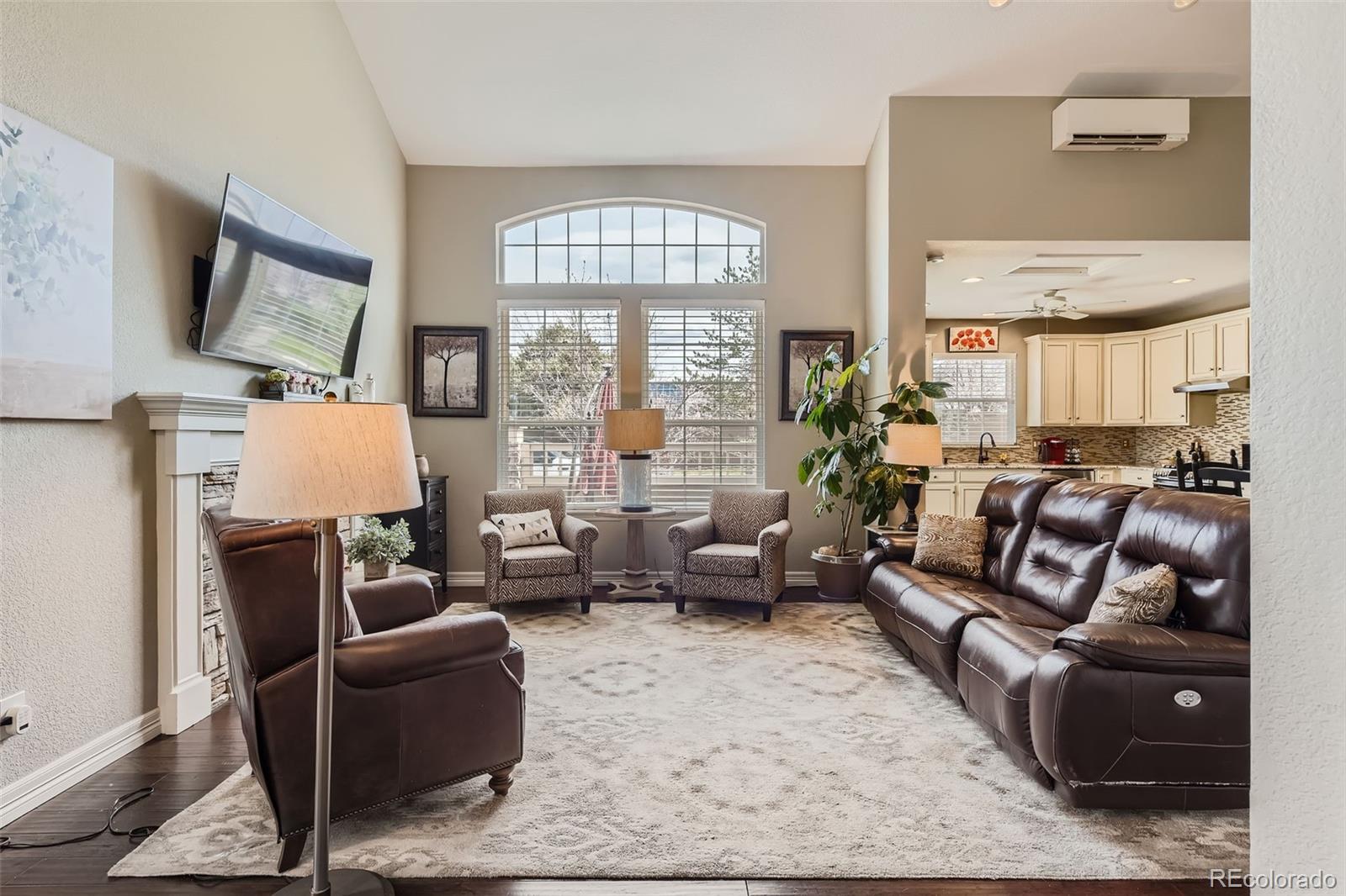 8867 Edinburgh Circle