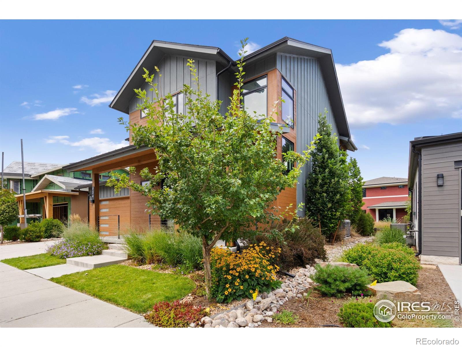 734 Peregoy Farms Way
