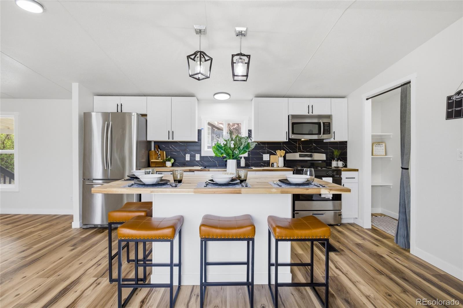 Photo 1 of 18 — 2551 W 92nd Avenue, Federal Heights, CO 80260