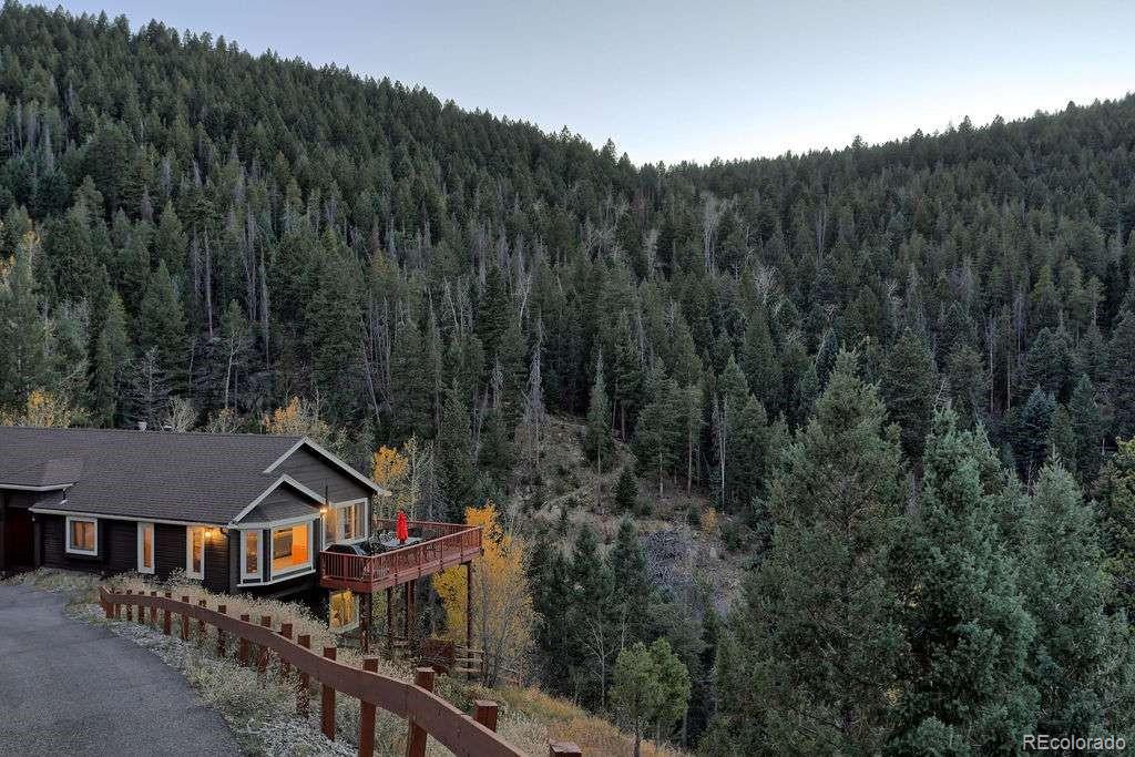10197 Crest View Drive