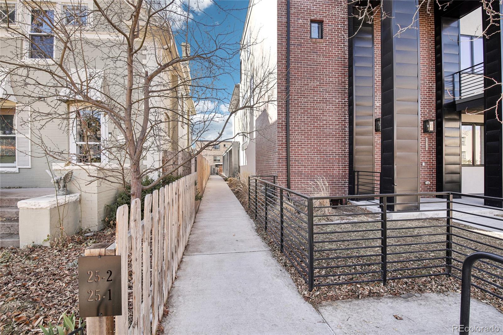 25 S Washington Street 2
