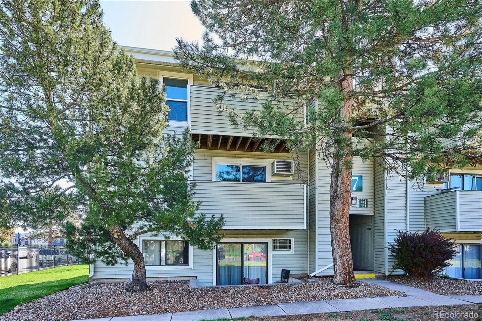 10150 E Virginia Avenue 7-204