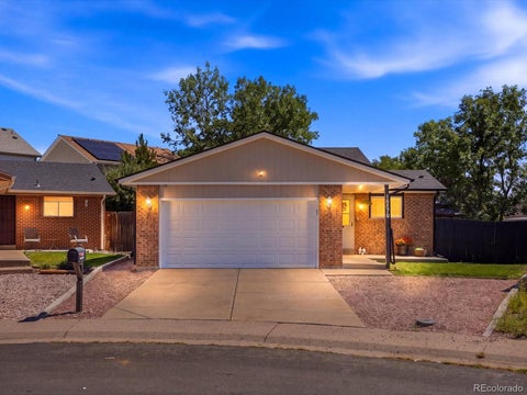 Photo of 18870 E 16th Place, Aurora, CO 80011 (MLS # 4156488)