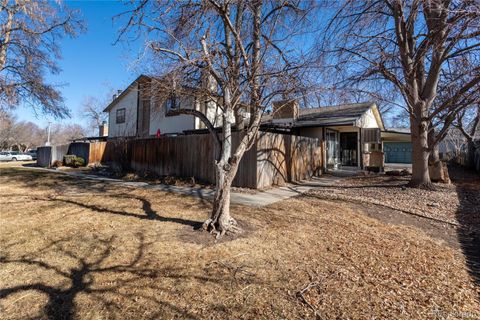 Photo of 4 Nome Way #D, Aurora, CO 80012 (MLS # 7484764)