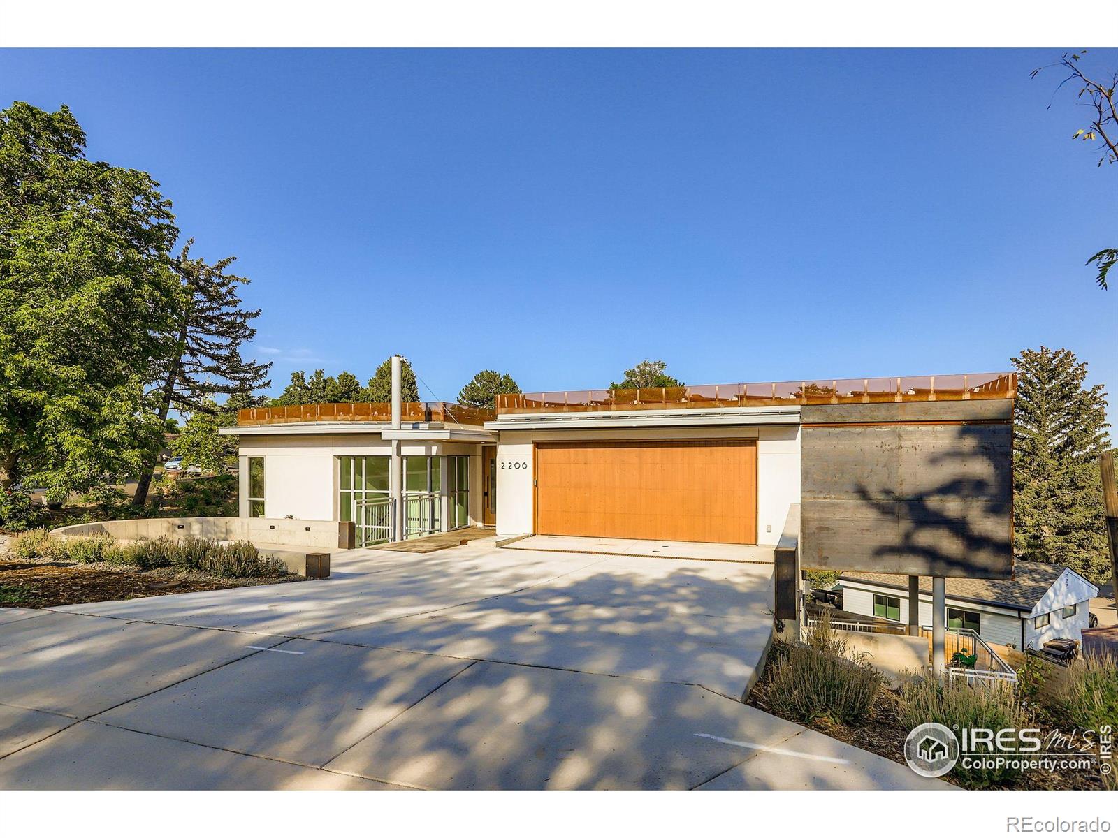 2206 Alpine Drive