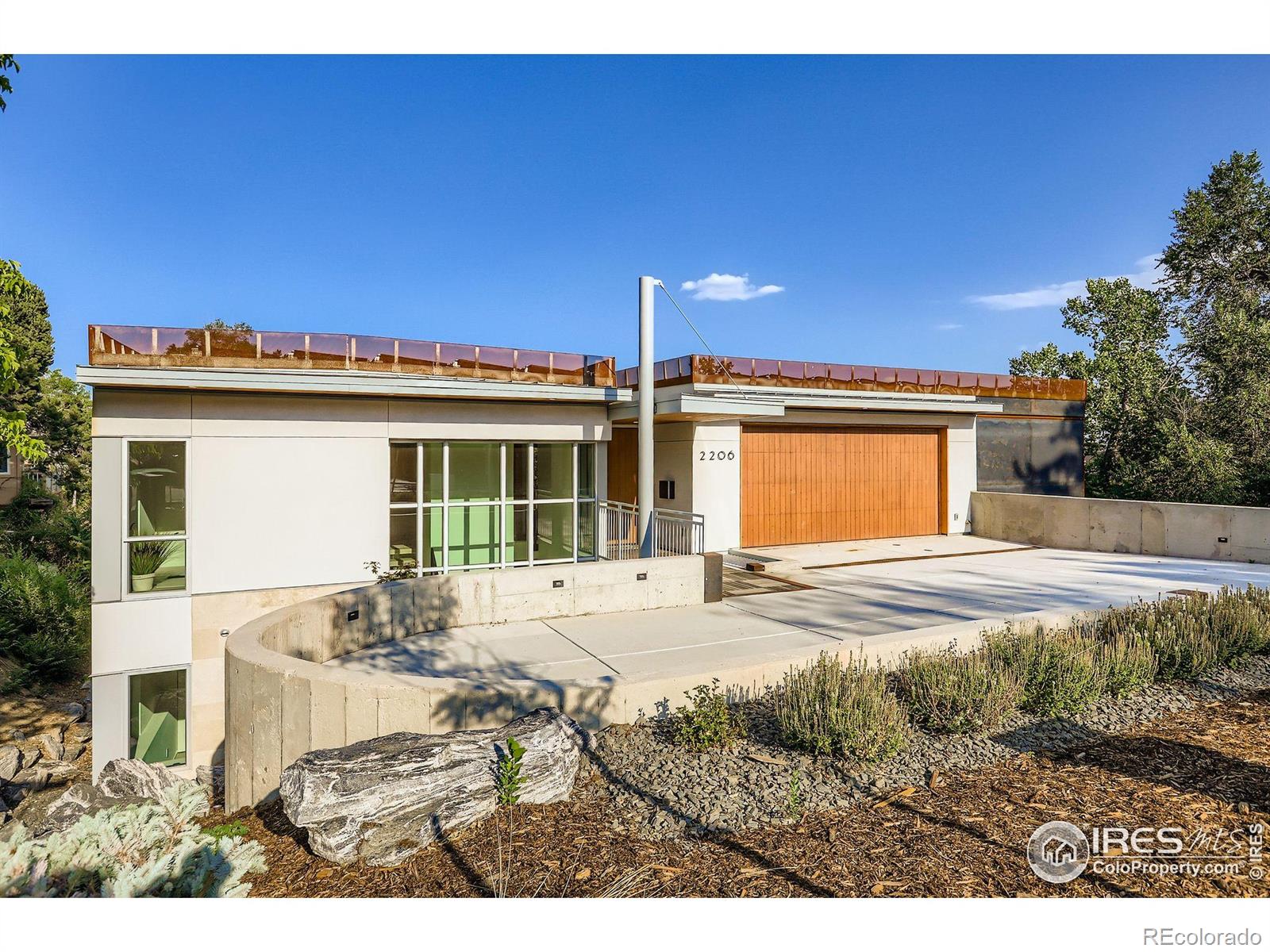 2206 Alpine Drive