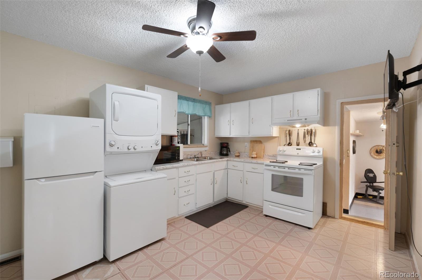 2509 Royalty Court