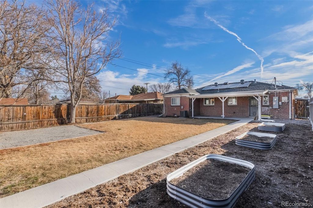 Photo of 2885 Oneida Street, Denver, CO 80207 (MLS # 9793086)