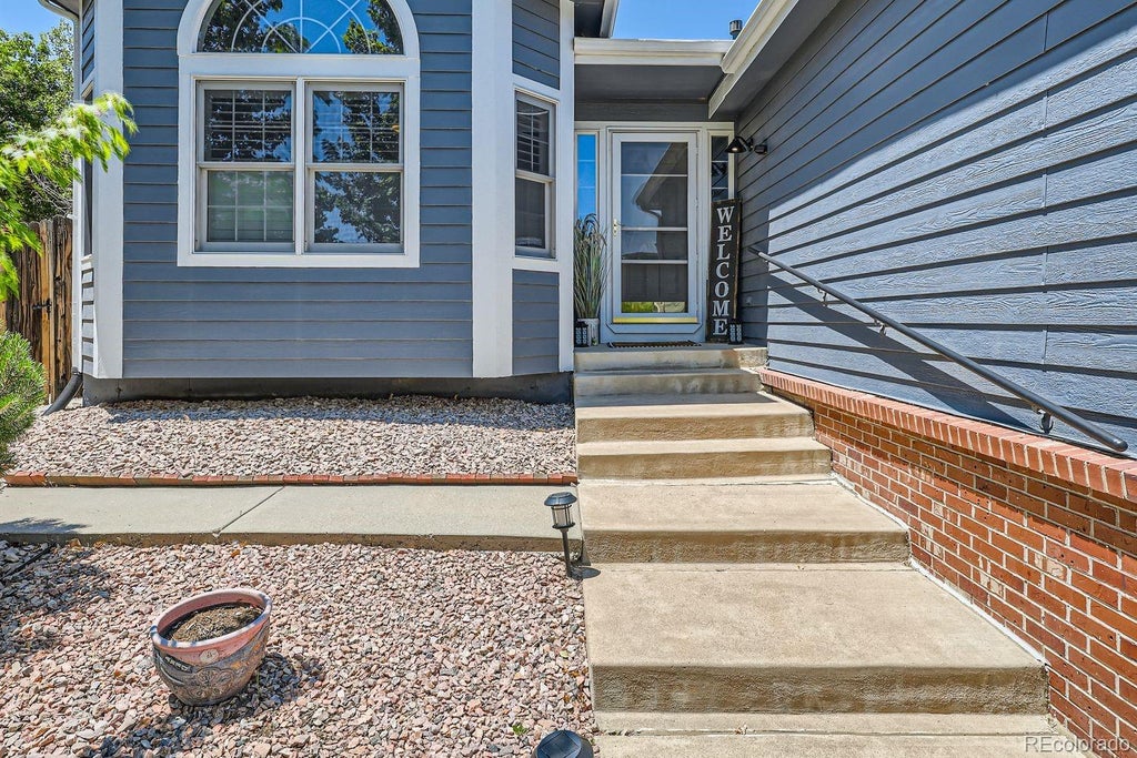 Photo of 1511 Scott Canyon Lane, Castle Rock, CO 80104 (MLS # 4479572)