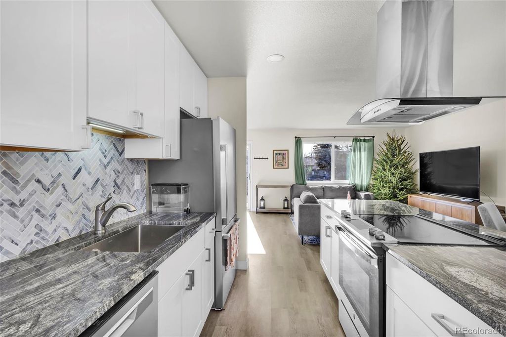 Photo of 3083 W 134th Circle, Broomfield, CO 80020 (MLS # 6227819)