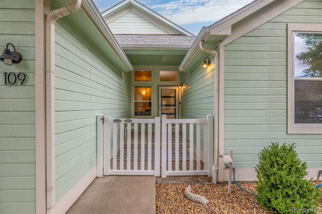 Photo of 109 Overland Court, Lafayette, CO 80026 (MLS # 9245660)