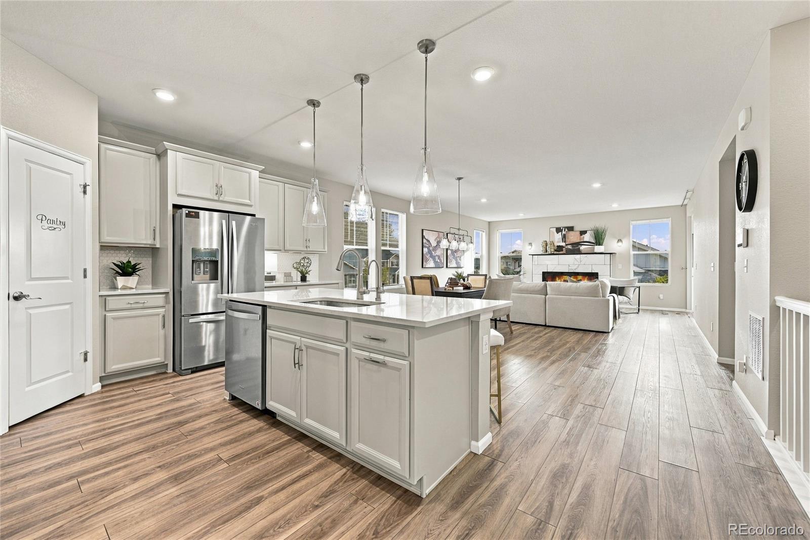 21486 E Stanford Avenue - Photo 4