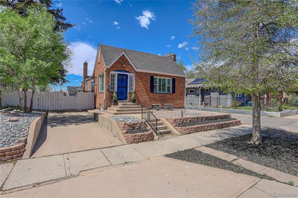 Photo of 725 S Grant Street, Denver, CO 80209 (MLS # 7866499)