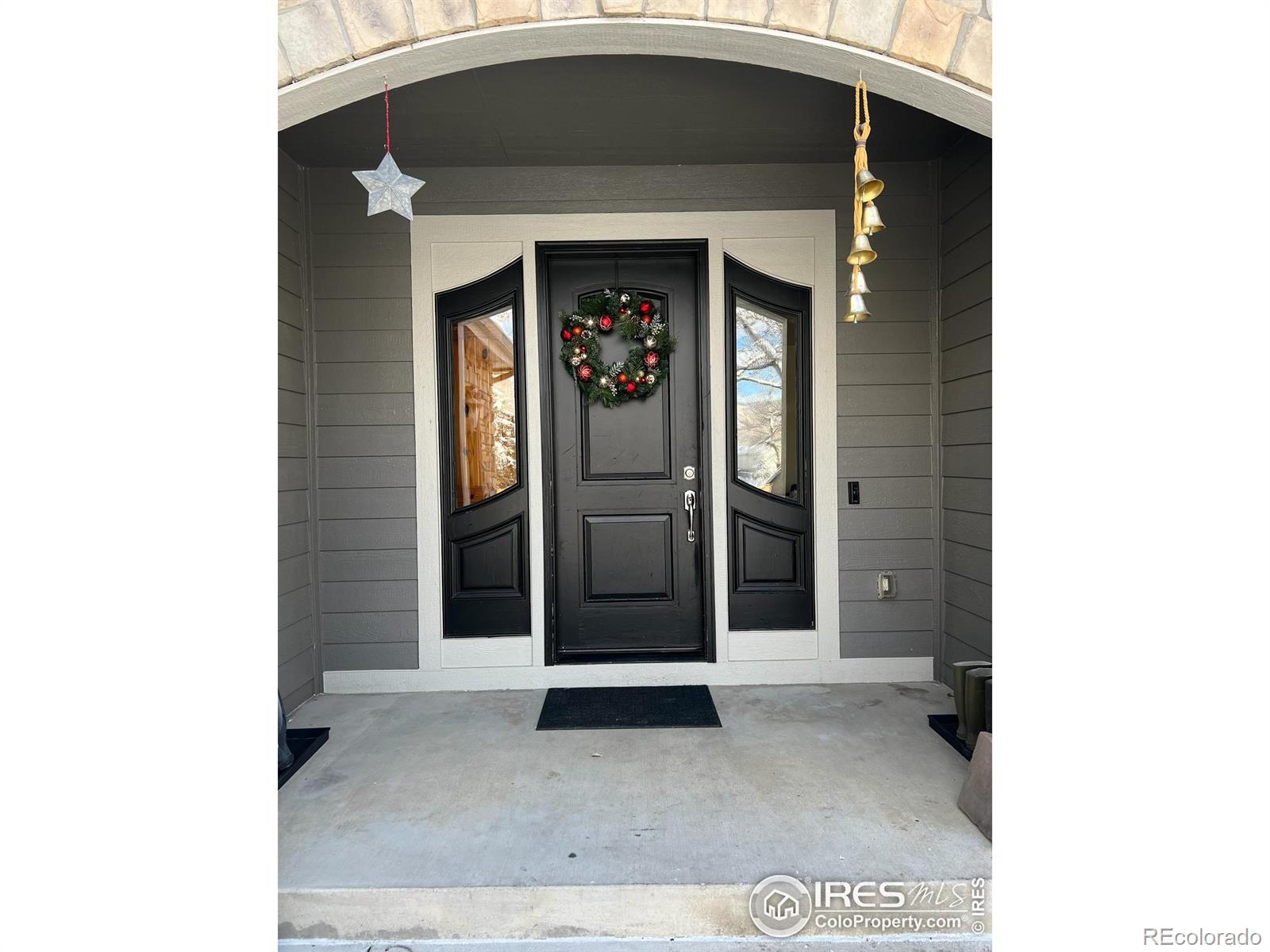 518 N Overland Trail