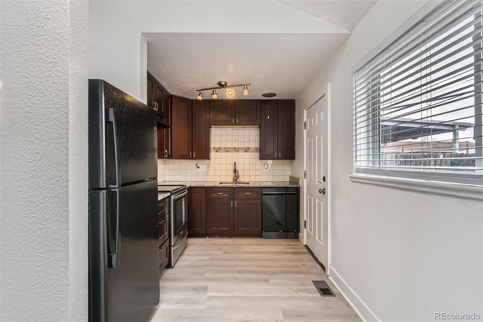 1533 Xenia Street, Denver, CO, 80220 3 1533 Xenia Street