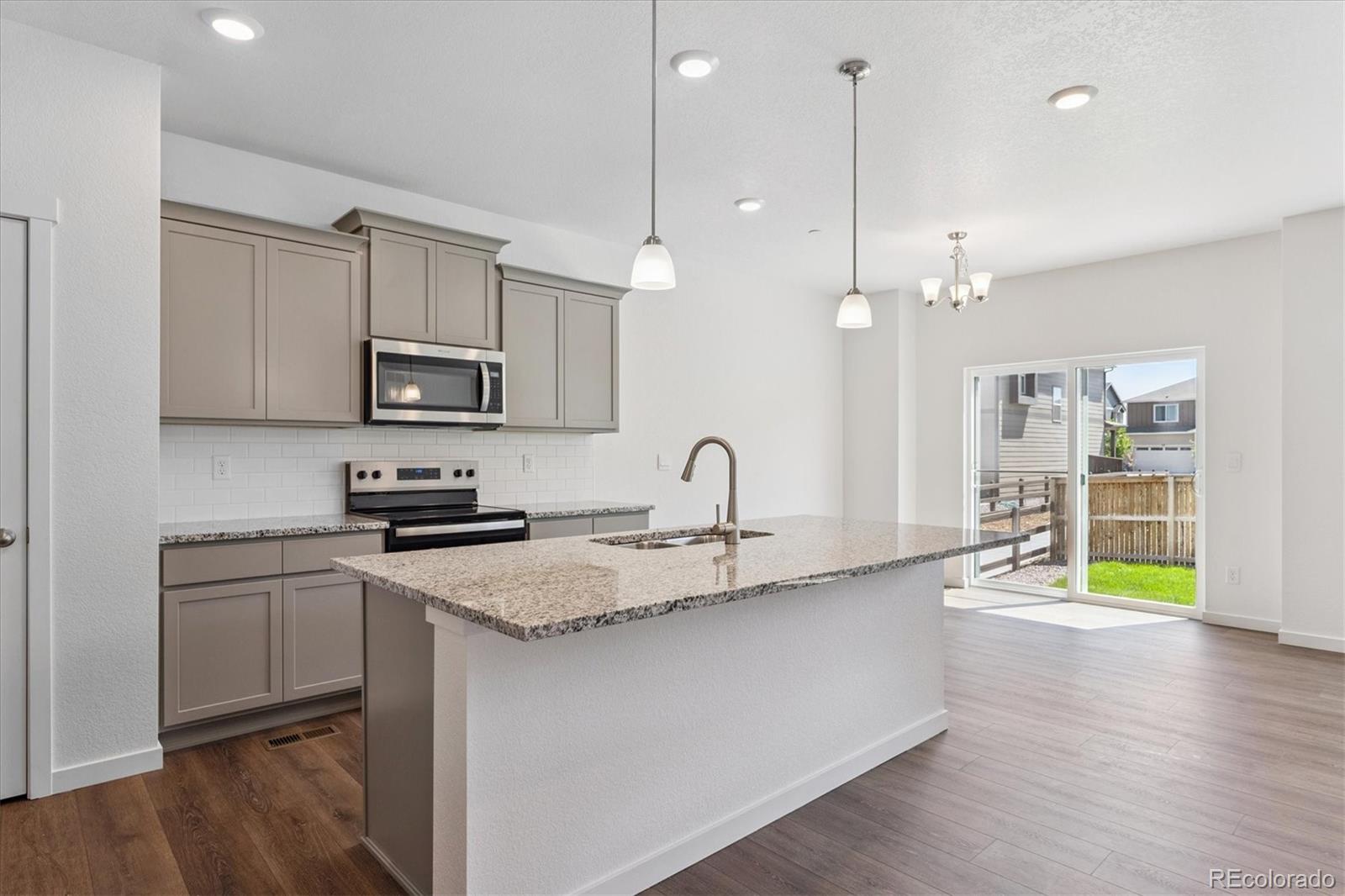 9925 Ceylon Court