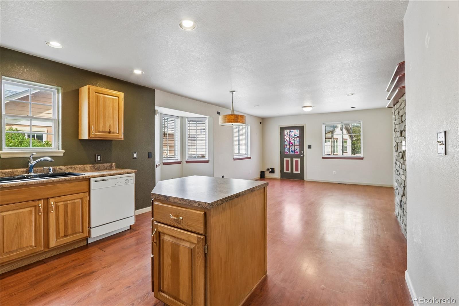 1322 Carriage Drive